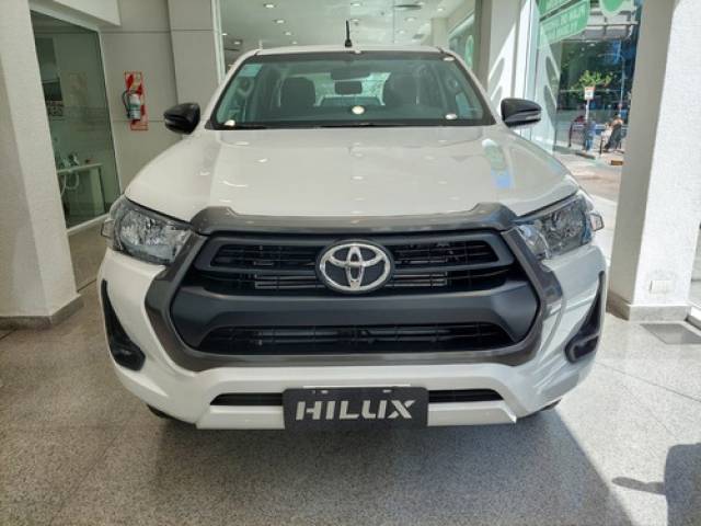 Toyota HILUX DX/SR/SRV San Martin de los Andes