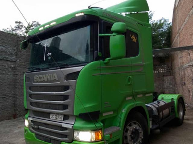 Scania r440 a 4x2 tractor usado Santiago del Estero